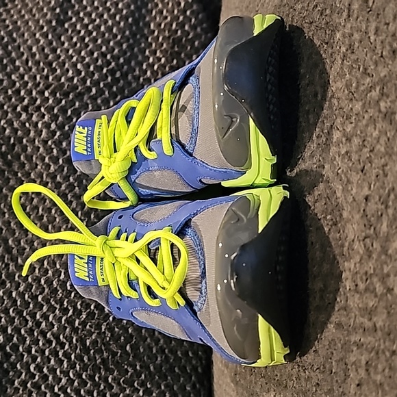 Nike In-Season Trainer TR2 Gray/Blue/neon yellow #525737-005 Size 6.5 Women’s - Picture 9 of 9
